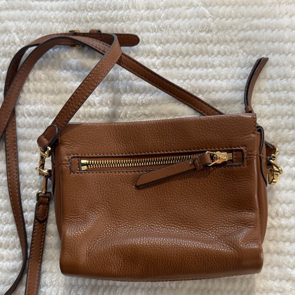 Vince Camuto Tan Leather Crossbody Bag - Picture 6 of 16